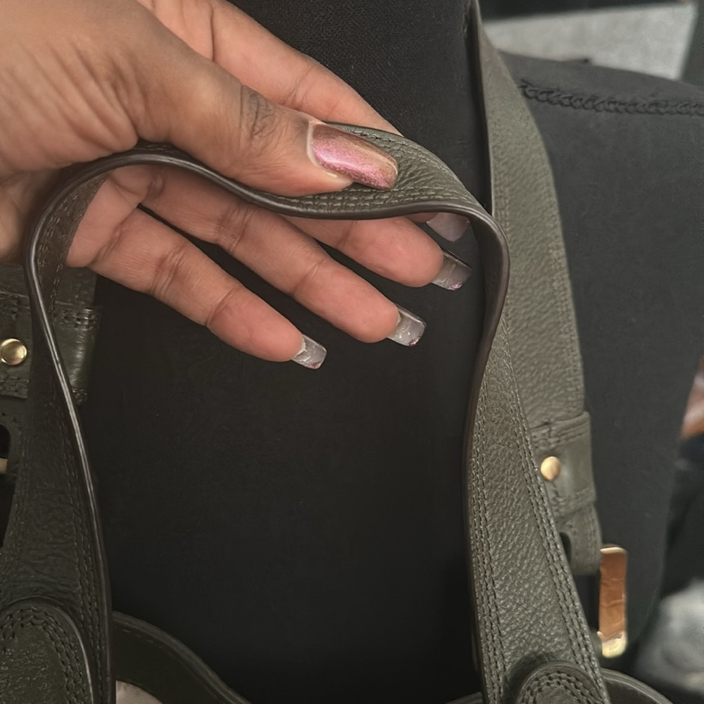 Large Michael Kors Bag - Picture 3 of 4